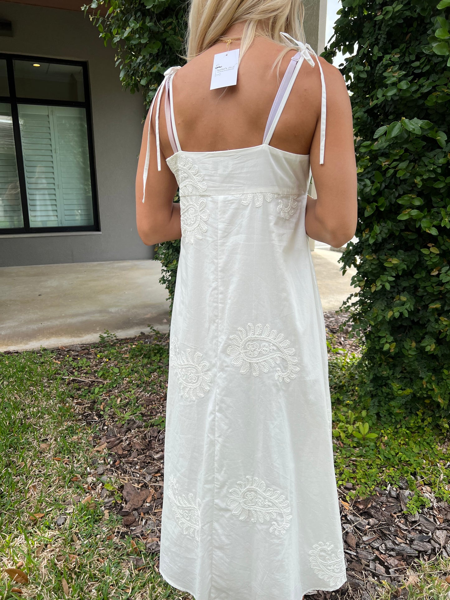 Nacera Dresss