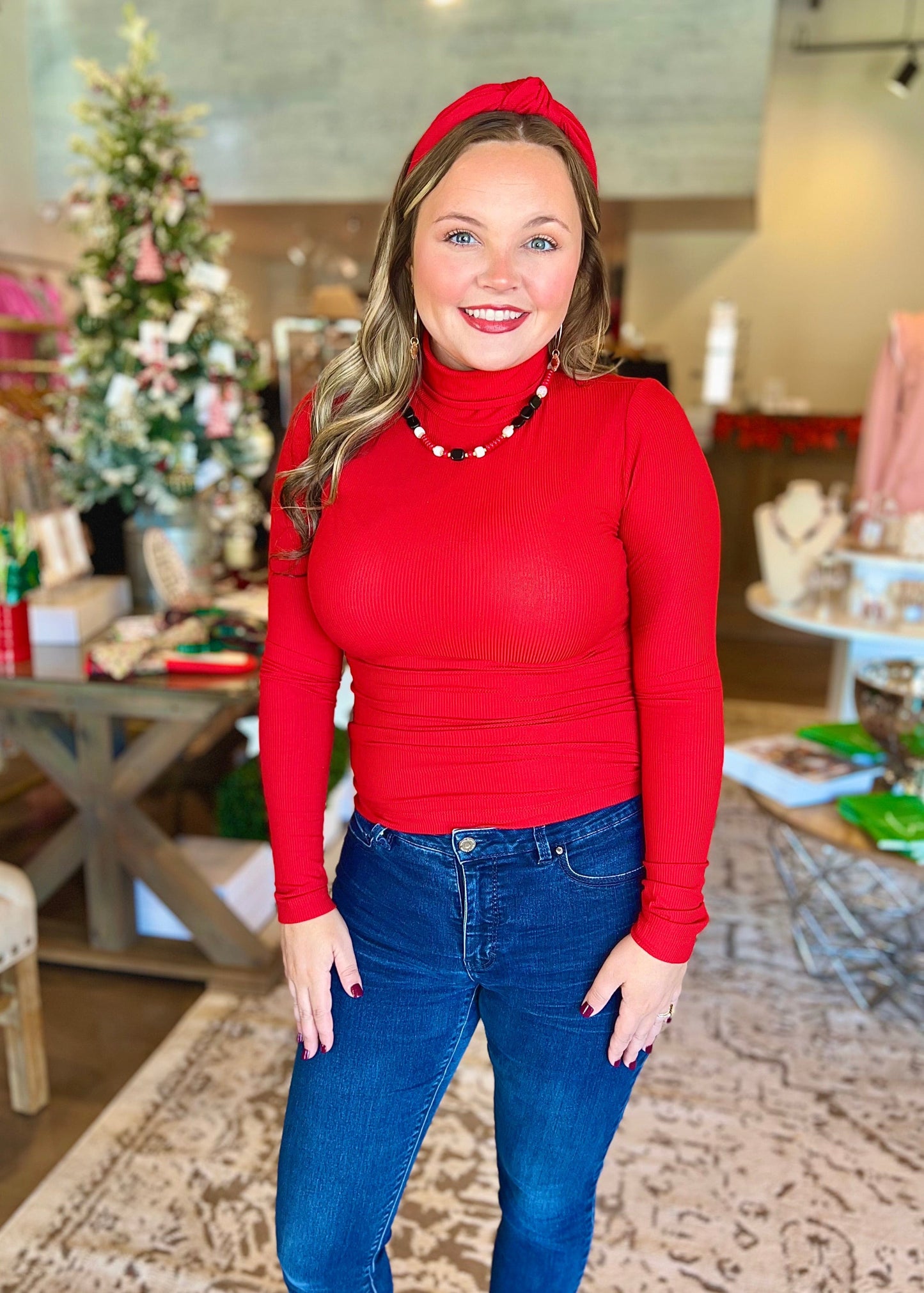 Ribbed Turtle Neck-Red - Butler's Stash