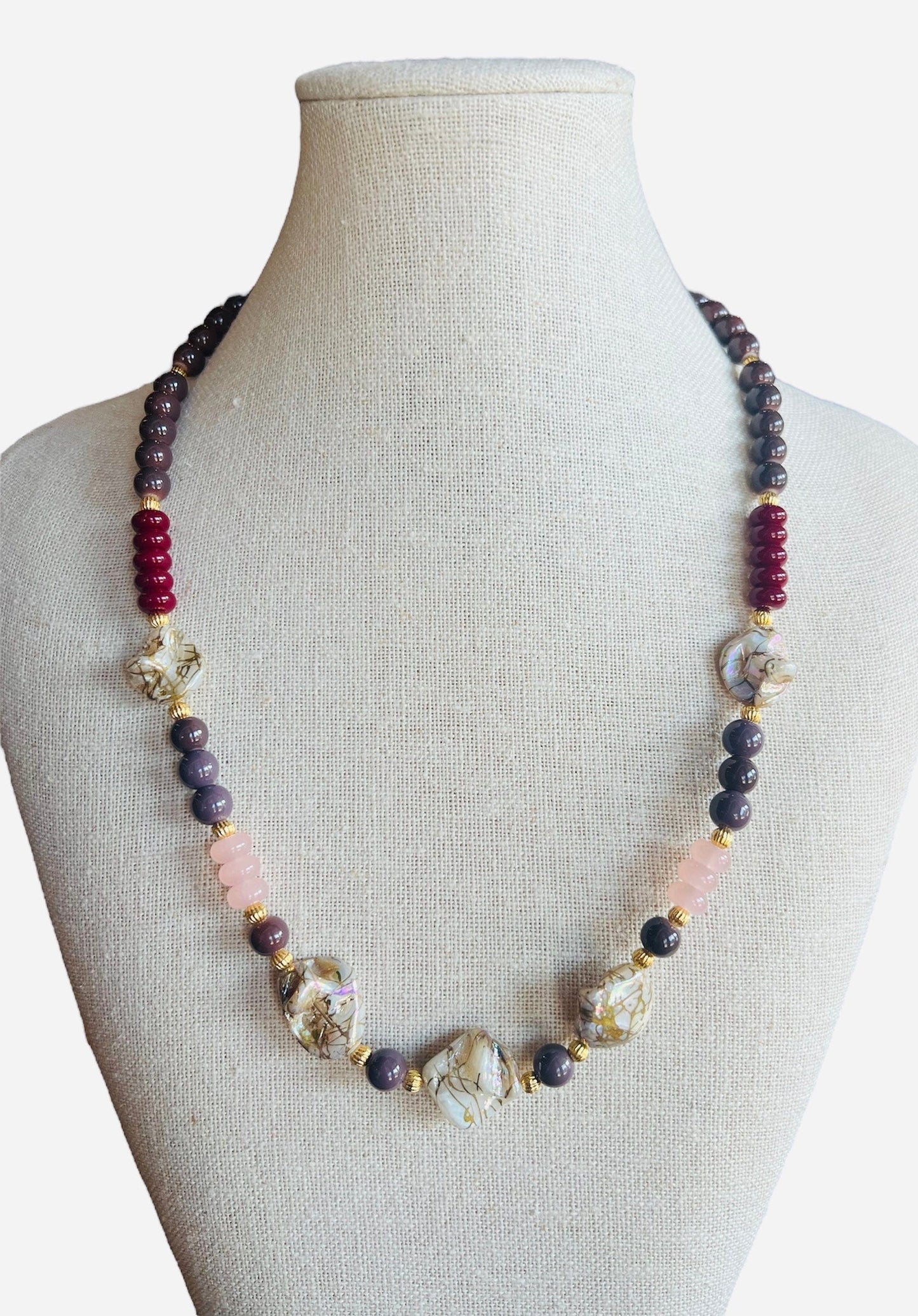 Oyster Necklace - Butler's Stash