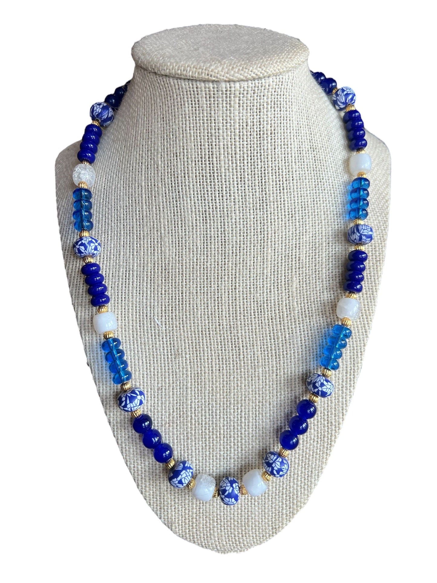 Blue & White Necklace - Butler's Stash
